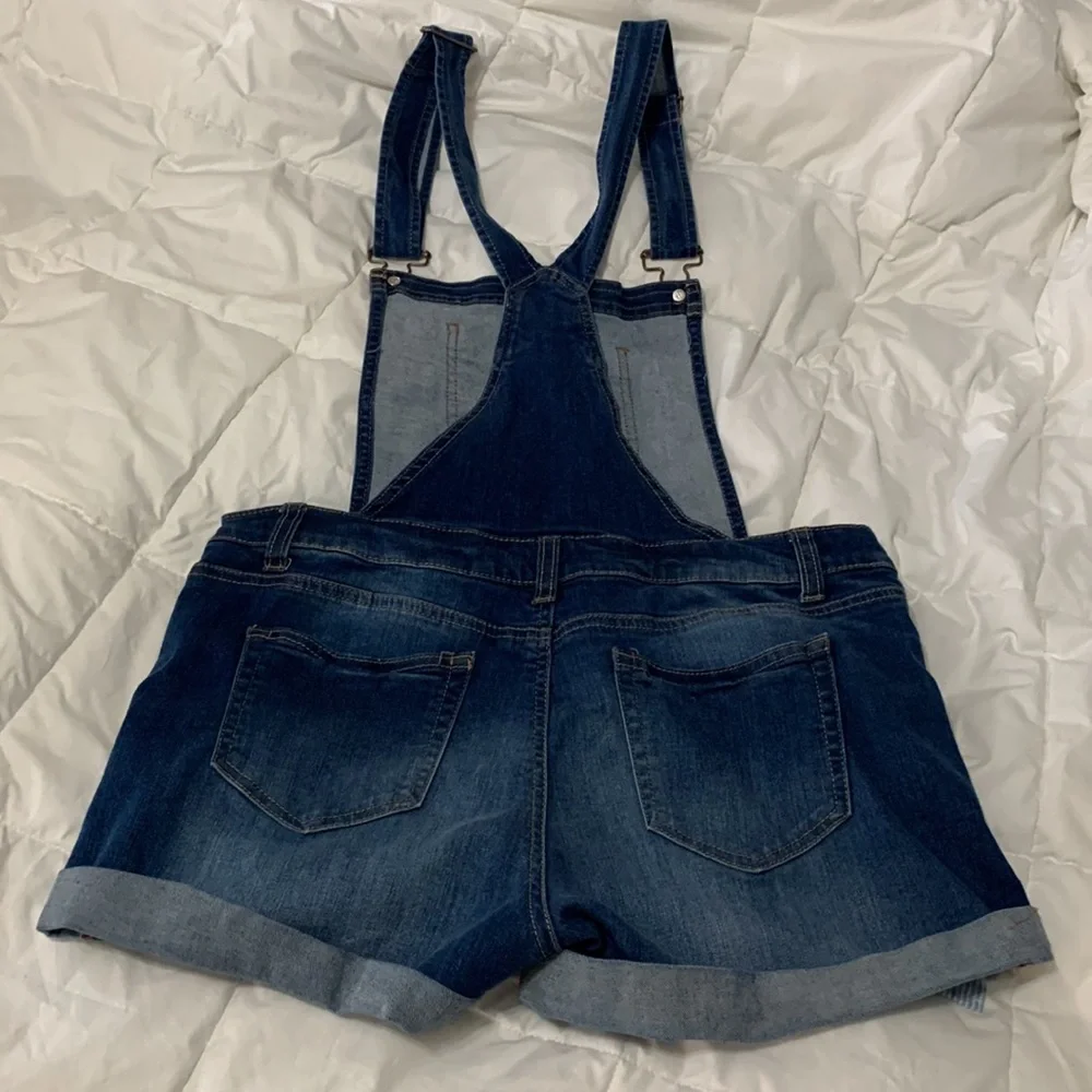 🍁 🍂 WAX JEAN Distressed Bib Denim Short - Picture 3 of 5